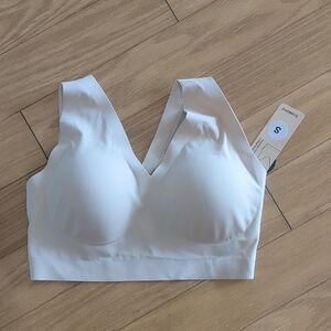 Seamless White Bralette
